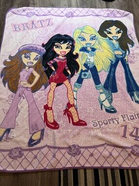 VTG Bratz Girls Pink Plush Throw Blanket
